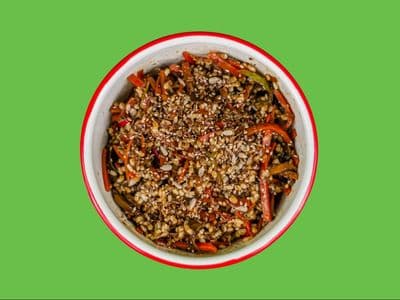 Wok de arroz yamaní