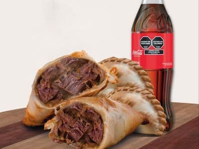 3 empanadas + gaseosa 500cc