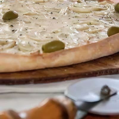 Fugazza con muzzarella