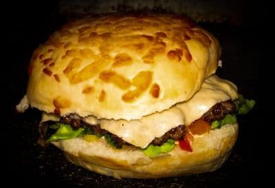 Burger mexicana+ papas