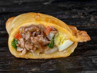 Empanada De Carne Suave