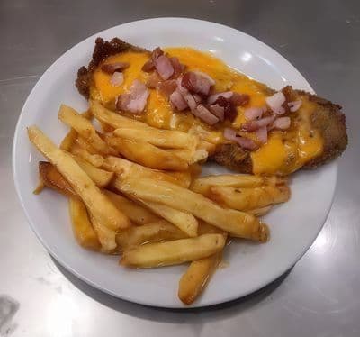 Mila c/queso cheddar y panceta