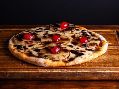 Pizza Anana ( 8 Porciones)