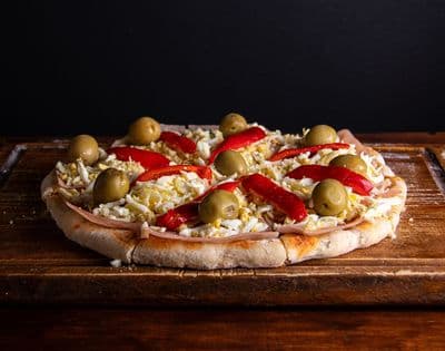 Pizza Especial (4 Porciones)