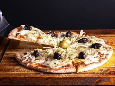 Pizza Fugazzeta ( 4 Porciones)